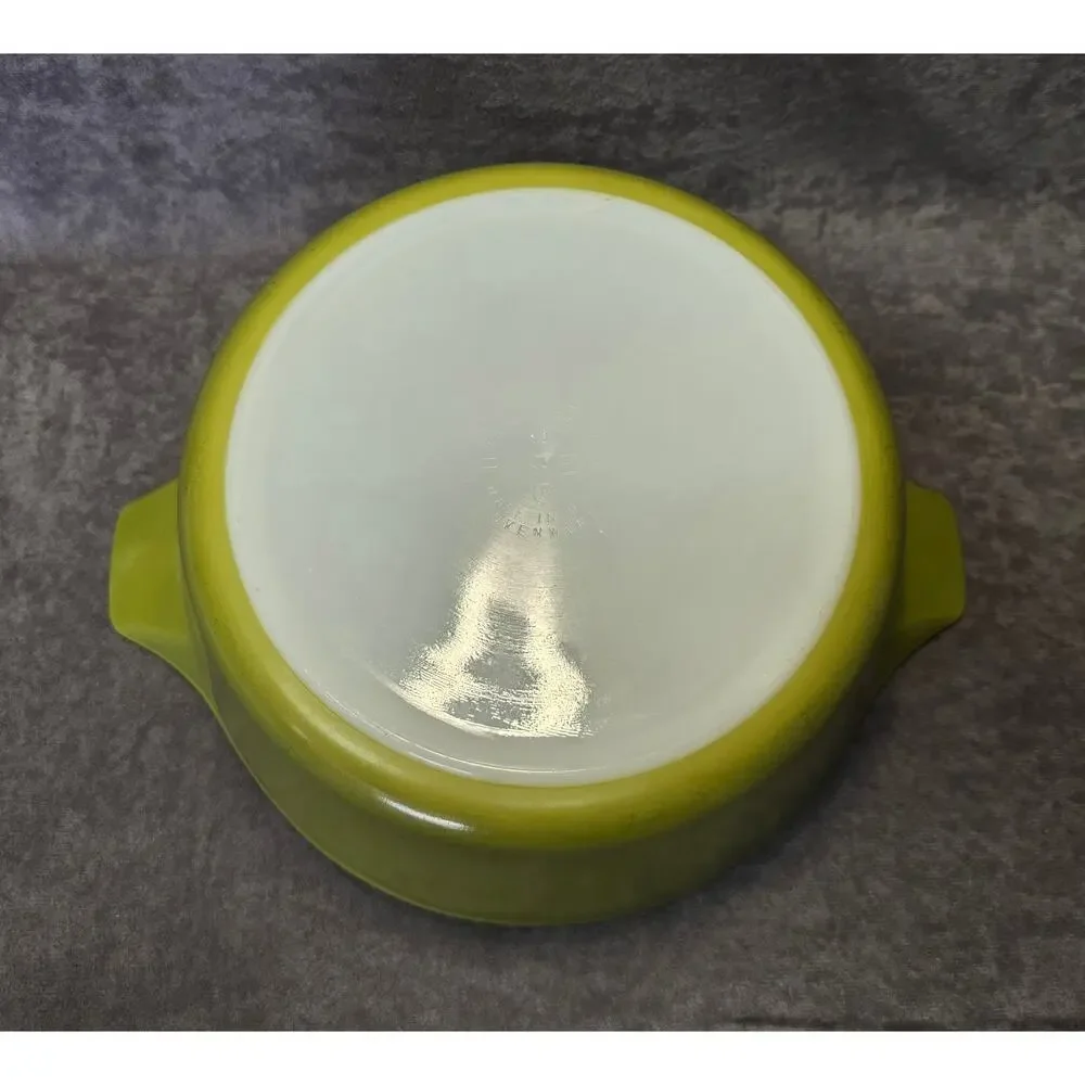 Vintage Pyrex Town & Country Cinderella Nesting Mixing Pouring Bowl 444 4 QT.